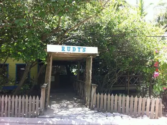 Things I Wish I Had Done in Roatan: Have a Rudy's Smoothie Every Day!
