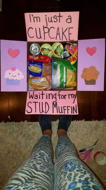 Valentine care package: cupcake looking for stud muffin