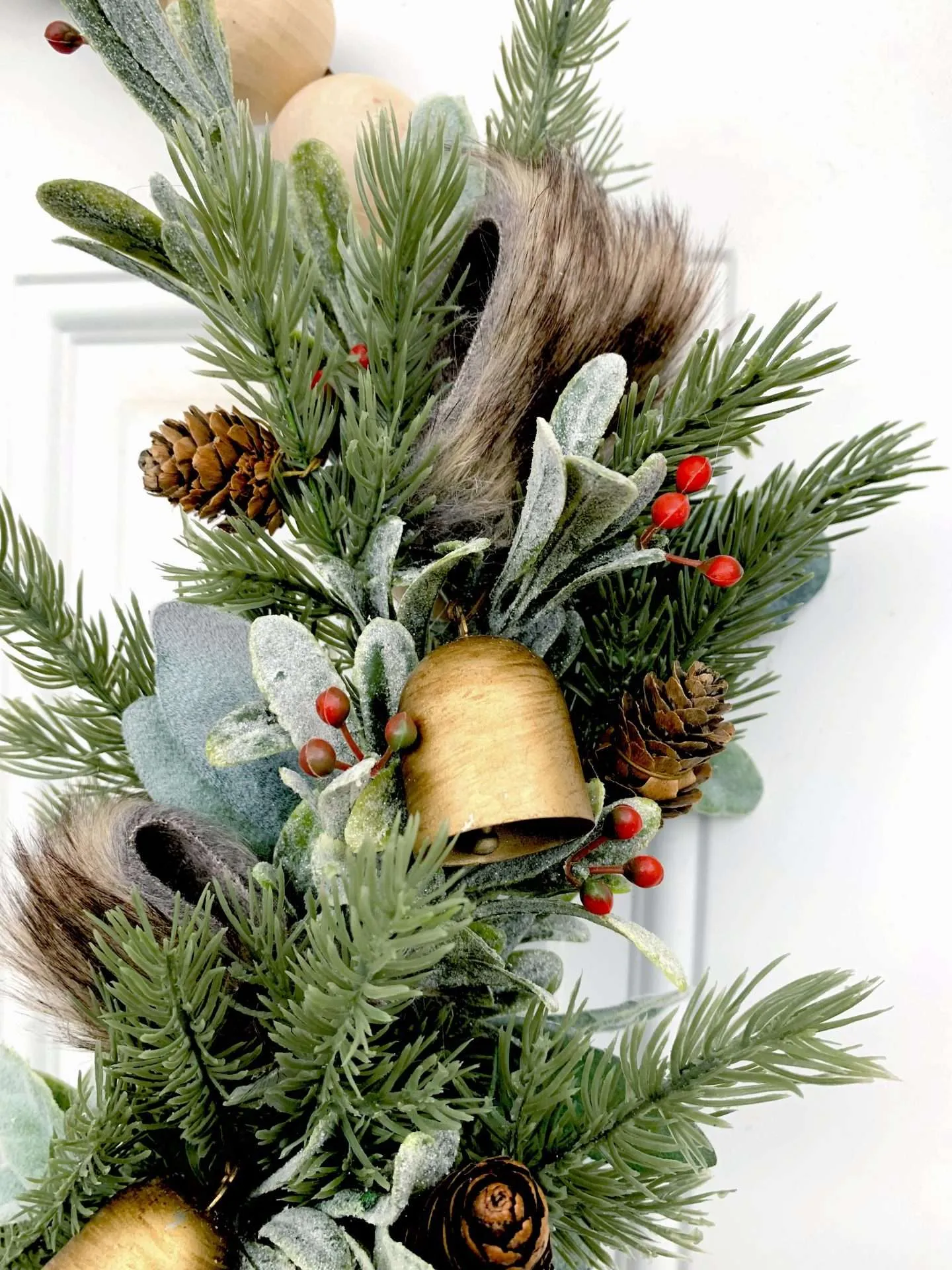 DIY Rustic Wood Bead Christmas Wreath Tutorial