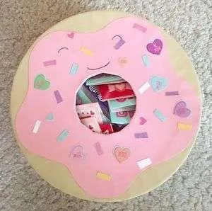 Valentine box ideas for kids: doughnut