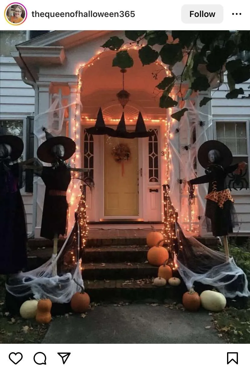 Halloween porch ideas: 3 witches