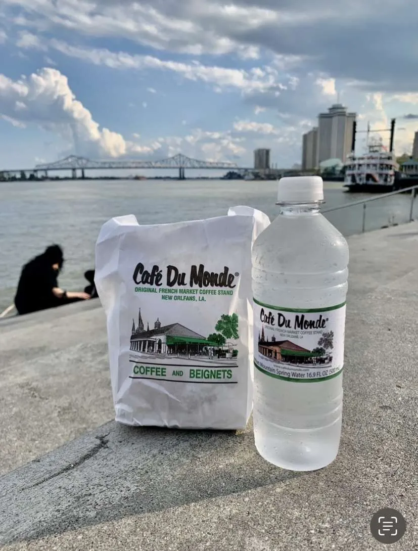 Things to do at Fort Johnson: Get beignets and Cafe du Monde.