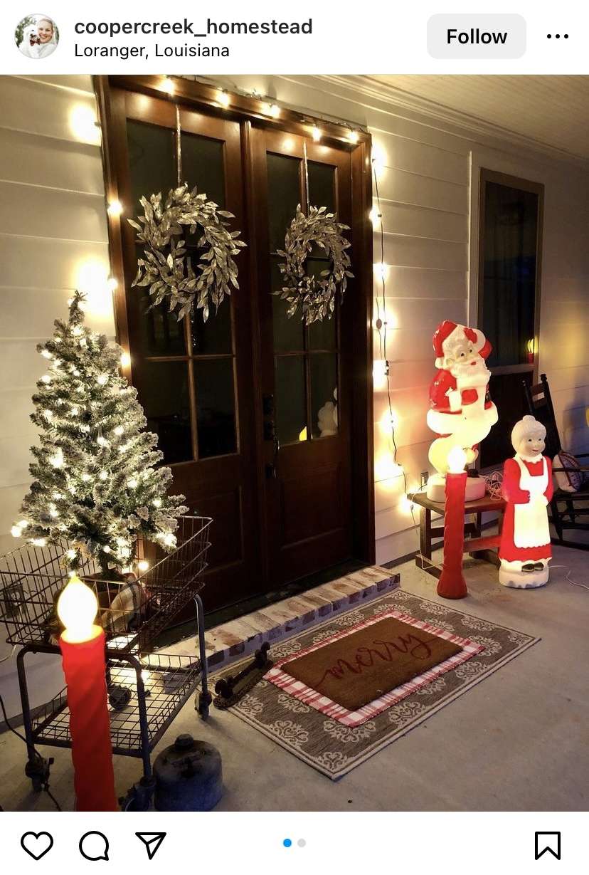 Christmas porch ideas: vintage Santa and Mrs. Claus