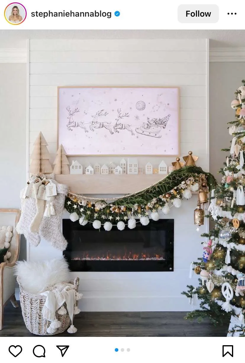 Christmas mantel decorating ideas: using multiple styles of garlands