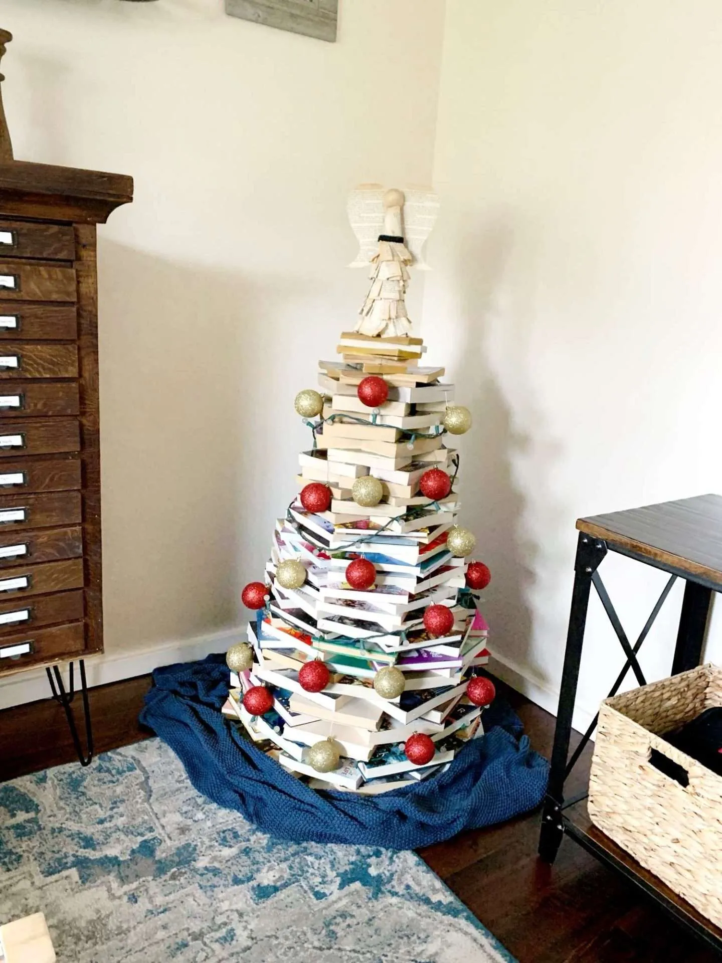 How to make a Christmas tree out of books.
