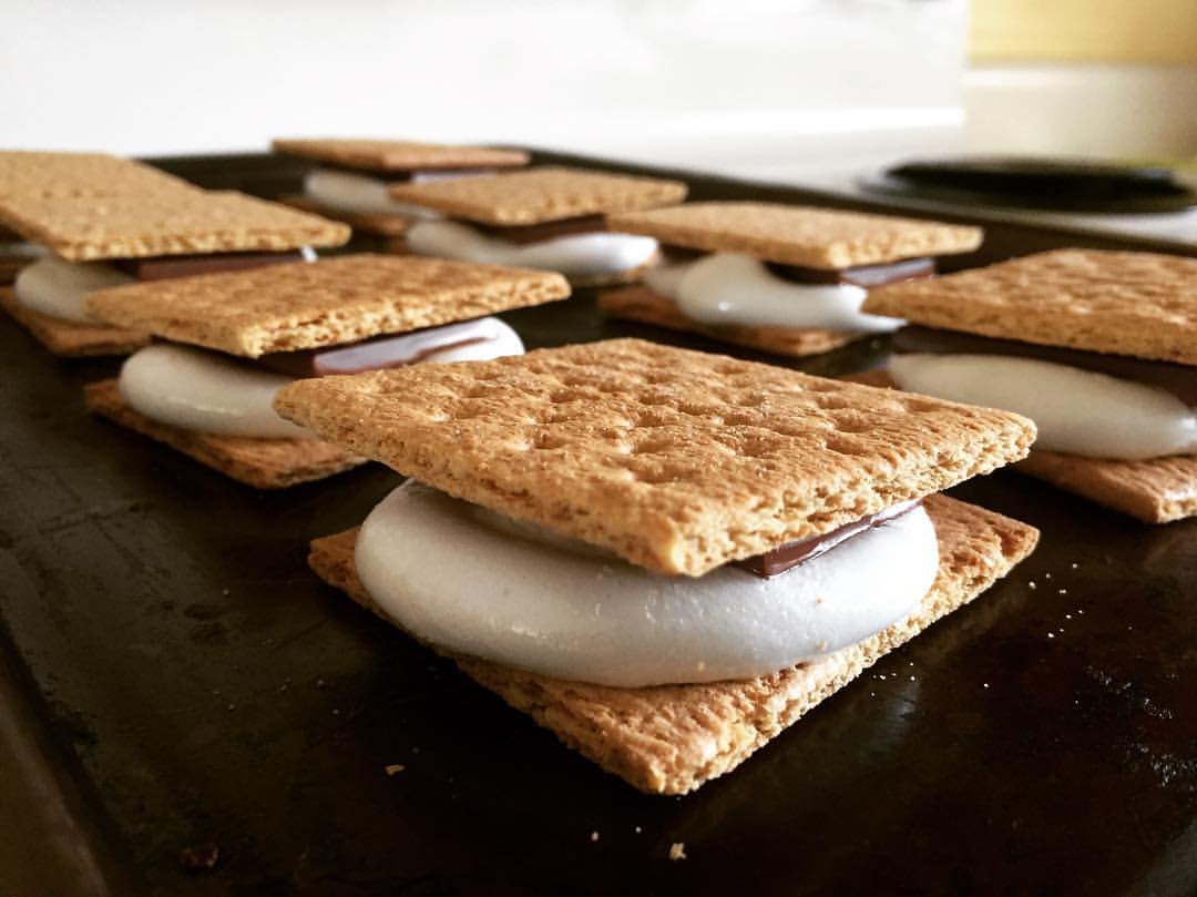 Summer bucket list: make s'mores