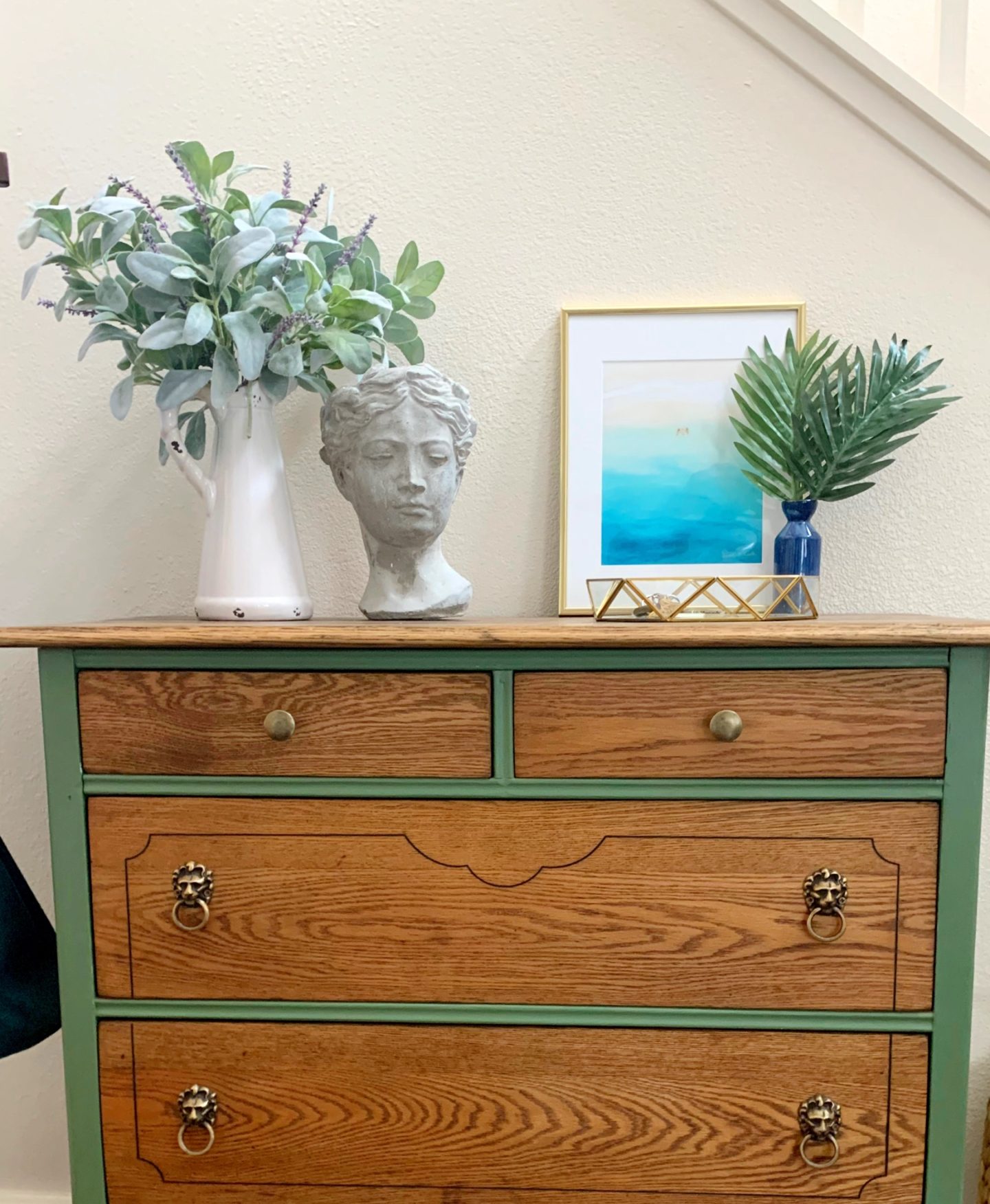 What I Thrifted vs How I Styled It: Gold Picture Frame